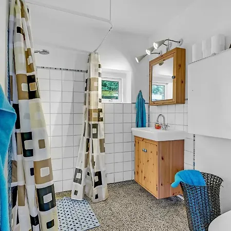 3 Bedroom Cozy In Nyaraló Tranekær